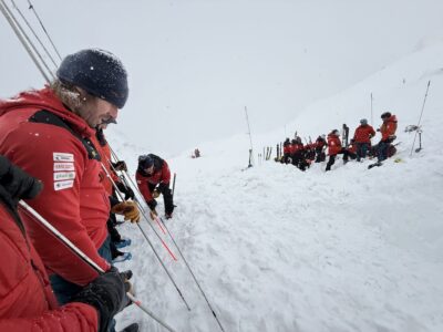 Poszukiwania turysty w rejonie Orlej Perci